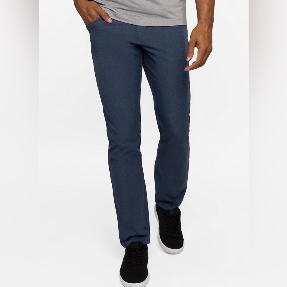 Travis Mathew’s Open to Close pant